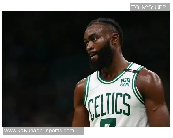 杰伦布朗谈球队阵容变动强调替代球员需要时间适应