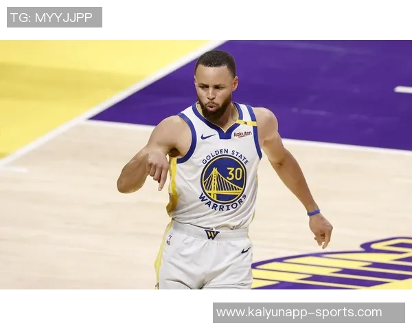 超远压哨球不计入统计勇士助教分析库里命中率提升潜力